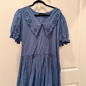 Pomander Place Sky Blue V-Neck Top